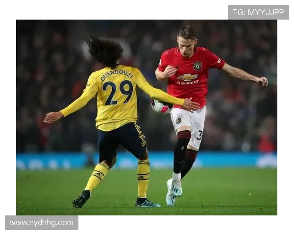 曼晚：阿马德姆伯莫表现决定卡里克未来